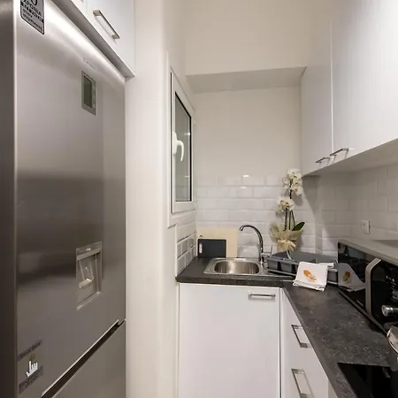 אתונה Medluxe Comfort Apartment מראה חיצוני תמונה